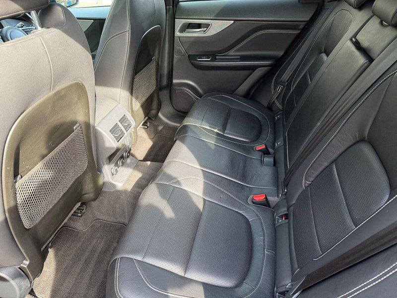 Jaguar F-PACE 3.0 D300 V6 S Auto AWD Euro 6 (s/s) 5dr 5dr Automatic 2026