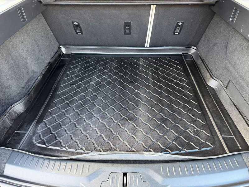 Jaguar I-PACE 400 90kWh HSE Auto 4WD 5dr 5dr Automatic 2026