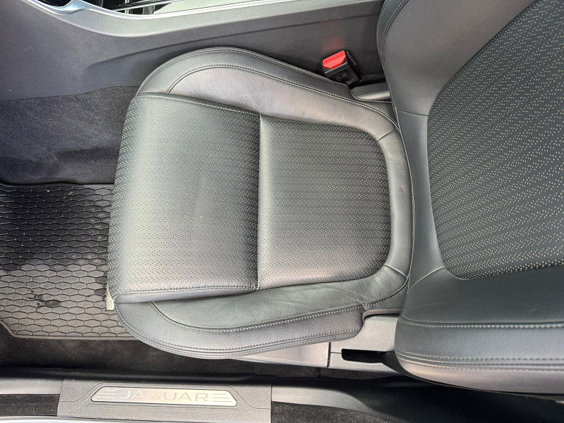 Jaguar XE 2.0d Portfolio Auto Euro 6 (s/s) 4dr 4dr Automatic 2025