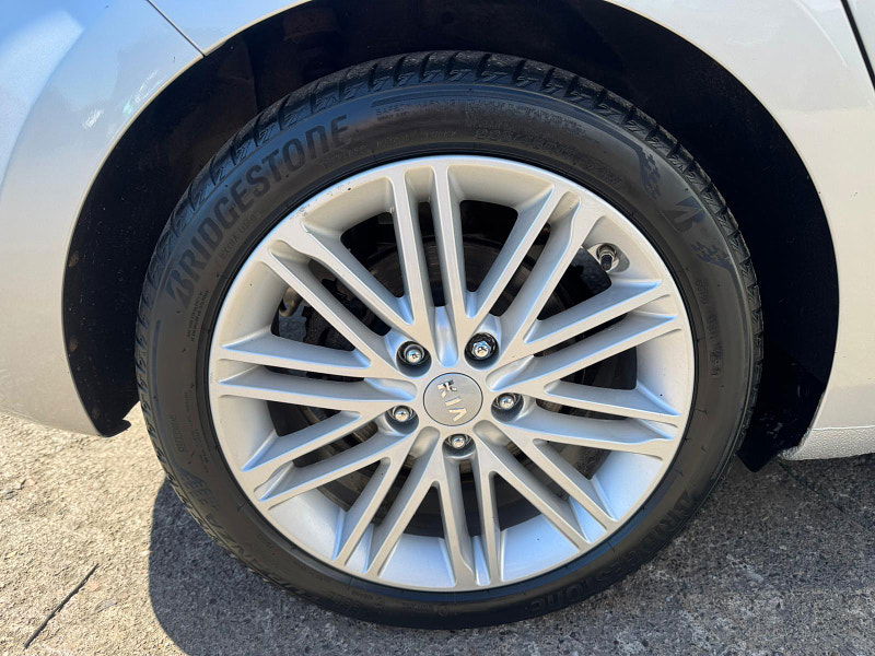 Kia Carens 1.7 CRDi 4 Euro 6 (s/s) 5dr 5dr Manual 2025