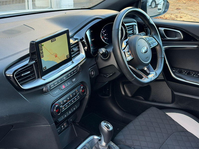 Kia Ceed 1.0 T-GDi GT-Line Euro 6 (s/s) 5dr 5dr Manual 2025