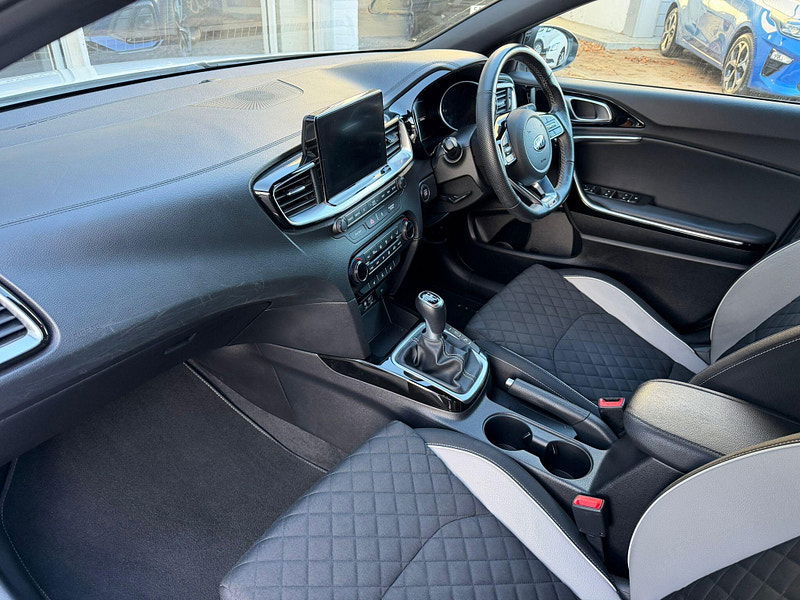 Kia Ceed 1.0 T-GDi GT-Line Euro 6 (s/s) 5dr 5dr Manual 2025