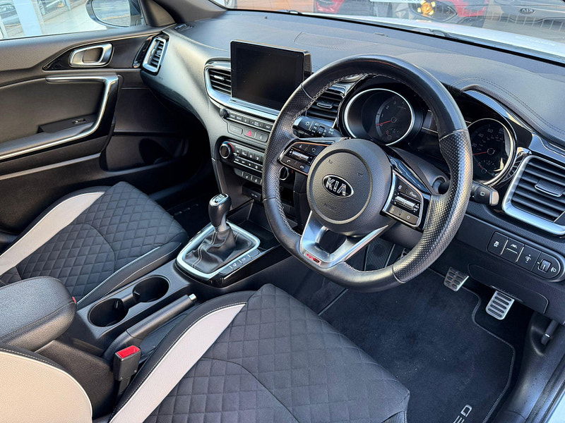 Kia Ceed 1.0 T-GDi GT-Line Euro 6 (s/s) 5dr 5dr Manual 2025