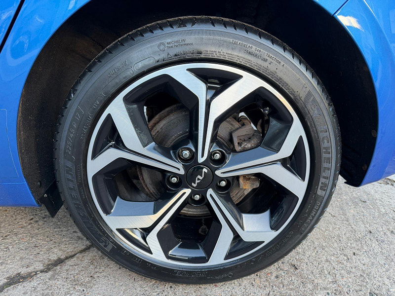 Kia Ceed 1.4 T-GDi Blue Edition DCT Euro 6 (s/s) 5dr 5dr Automatic 2025