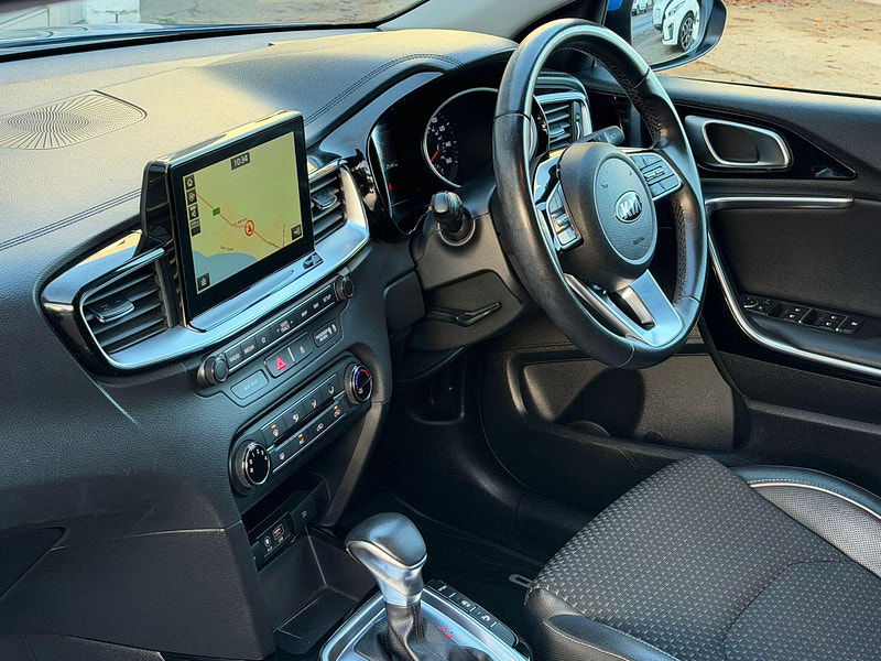 Kia Ceed 1.4 T-GDi Blue Edition DCT Euro 6 (s/s) 5dr 5dr Automatic 2025