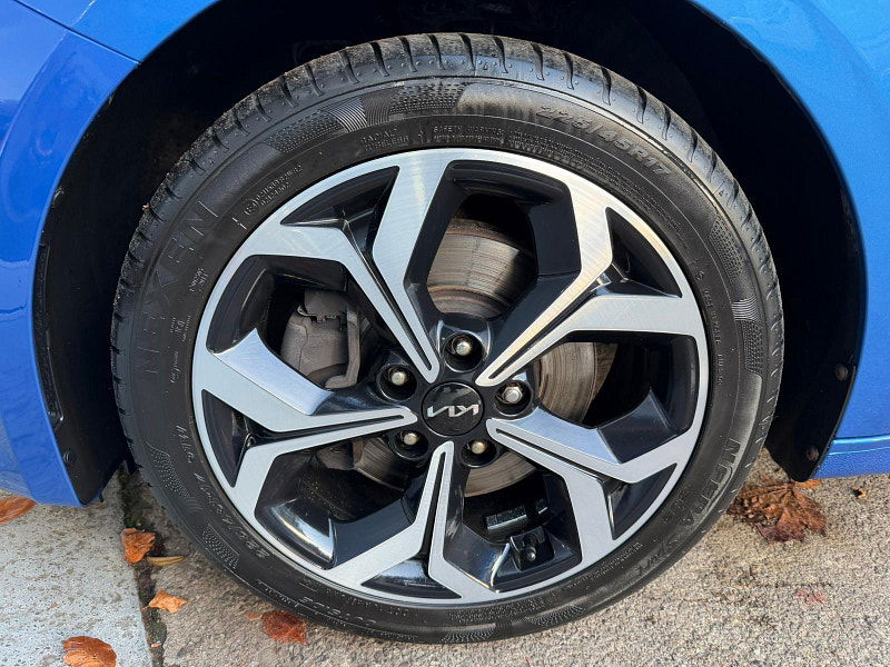 Kia Ceed 1.4 T-GDi Blue Edition DCT Euro 6 (s/s) 5dr 5dr Automatic 2025