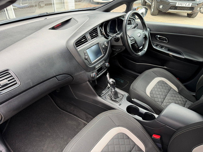 Kia Ceed 1.6 CRDi GT-Line Euro 6 (s/s) 5dr 5dr Manual 2026