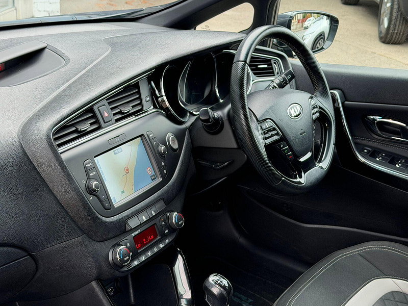 Kia Ceed 1.6 CRDi GT-Line Euro 6 (s/s) 5dr 5dr Manual 2026