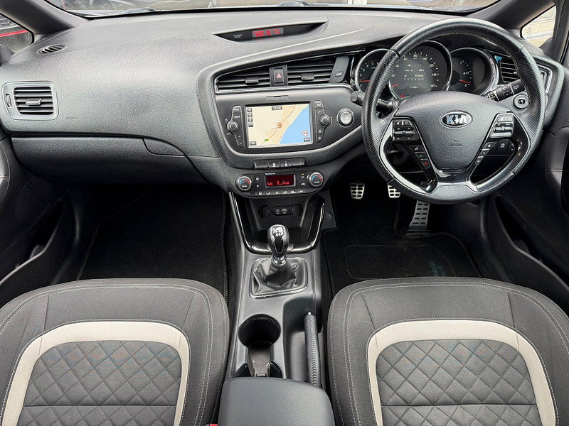 Kia Ceed 1.6 CRDi GT-Line Euro 6 (s/s) 5dr 5dr Manual 2026