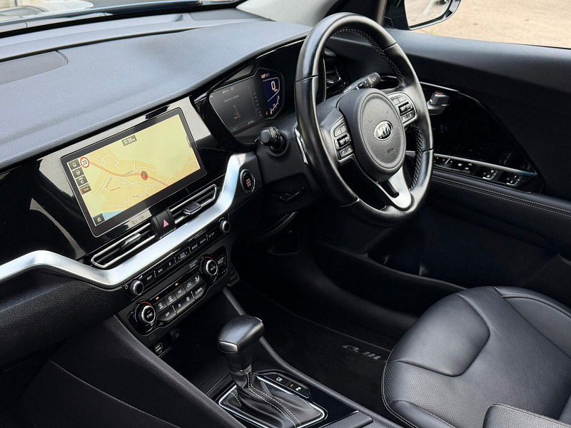Kia Niro 1.6 GDi 4 DCT Euro 6 (s/s) 5dr 5dr Automatic 2025
