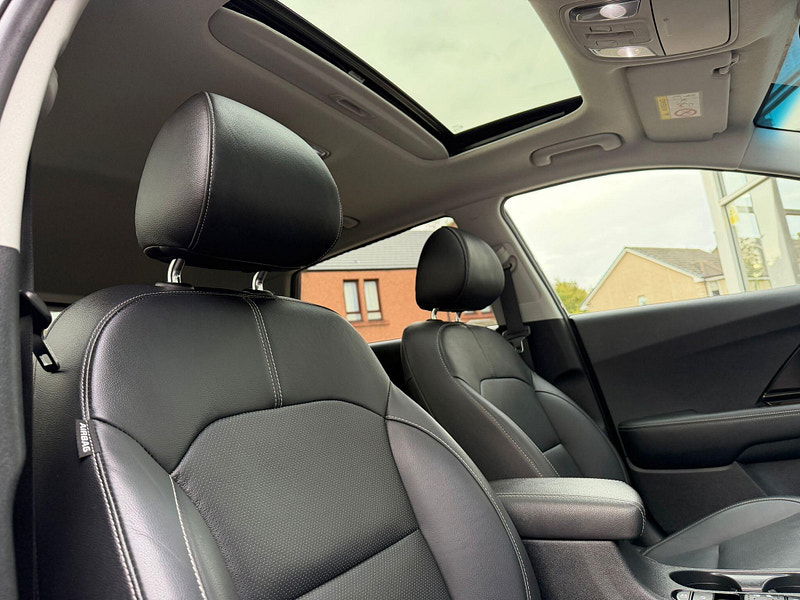 Kia Niro 1.6 GDi 4 DCT Euro 6 (s/s) 5dr 5dr Automatic 2025