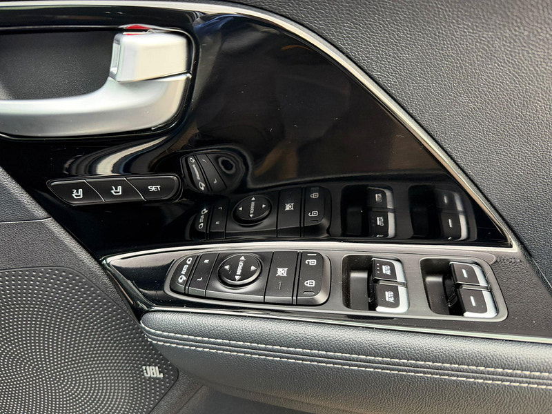 Kia Niro 1.6 GDi 4 DCT Euro 6 (s/s) 5dr 5dr Automatic 2025