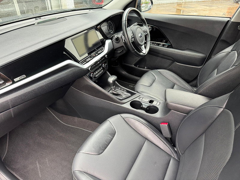 Kia Niro 1.6 GDi 8.9kWh 3 DCT Euro 6 (s/s) 5dr 5dr Automatic 2026