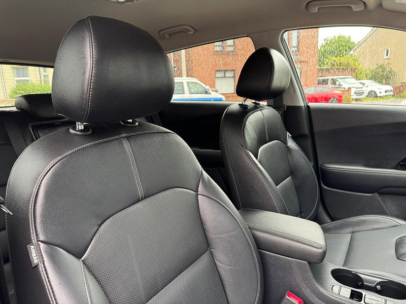 Kia Niro 1.6 GDi 8.9kWh 3 DCT Euro 6 (s/s) 5dr 5dr Automatic 2026