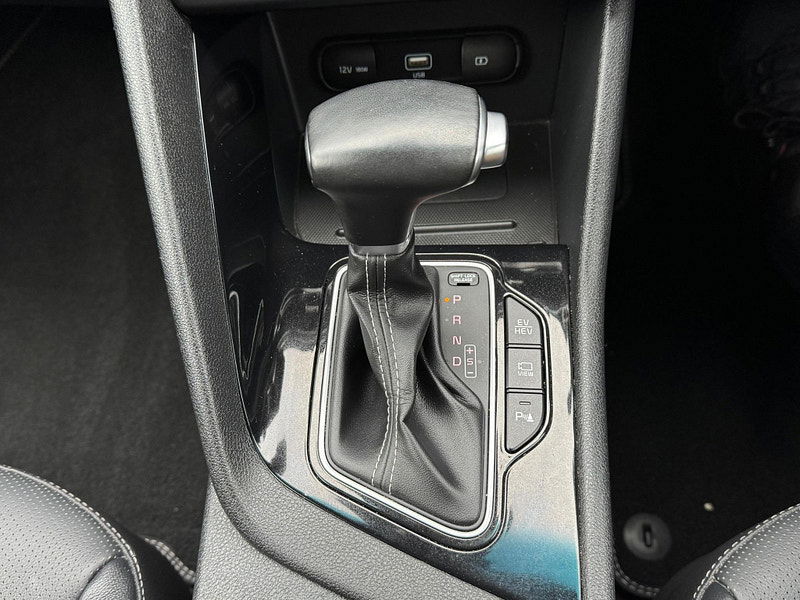 Kia Niro 1.6 GDi 8.9kWh 3 DCT Euro 6 (s/s) 5dr 5dr Automatic 2025