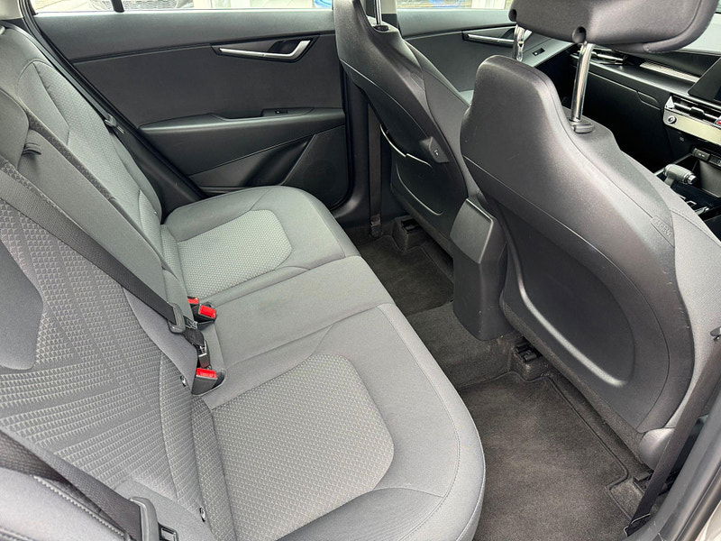 Kia Niro 1.6h GDi 2 DCT Euro 6 (s/s) 5dr 5dr Automatic 2025