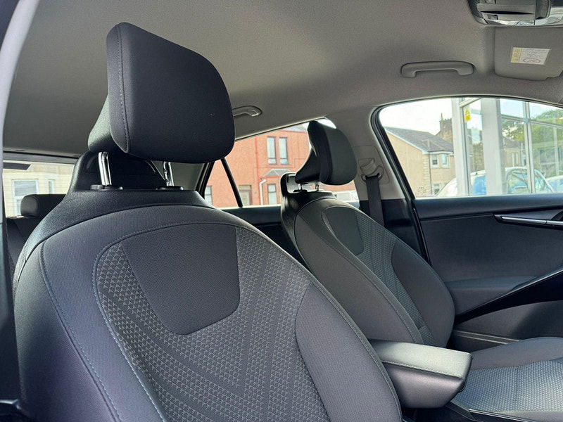 Kia Niro 1.6h GDi 2 DCT Euro 6 (s/s) 5dr 5dr Automatic 2025