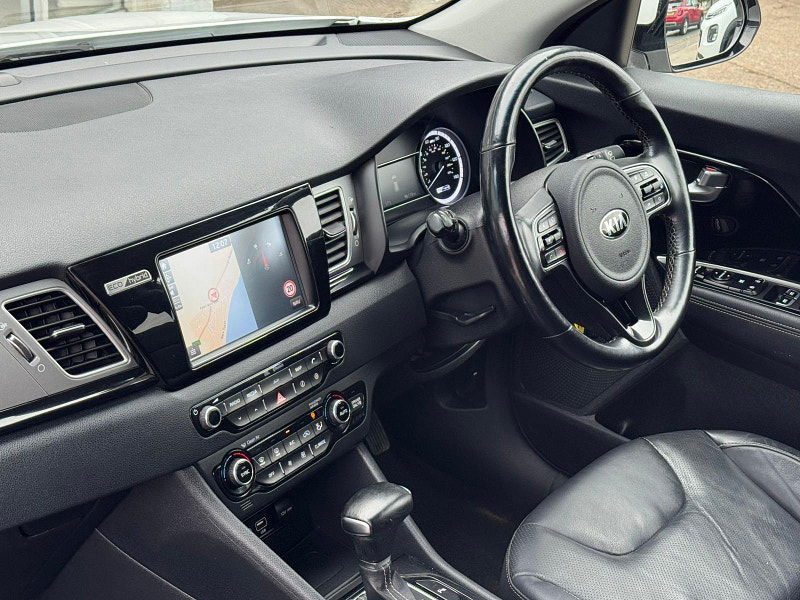 Kia Niro 1.6h GDi 3 DCT Euro 6 (s/s) 5dr 5dr Automatic 2025