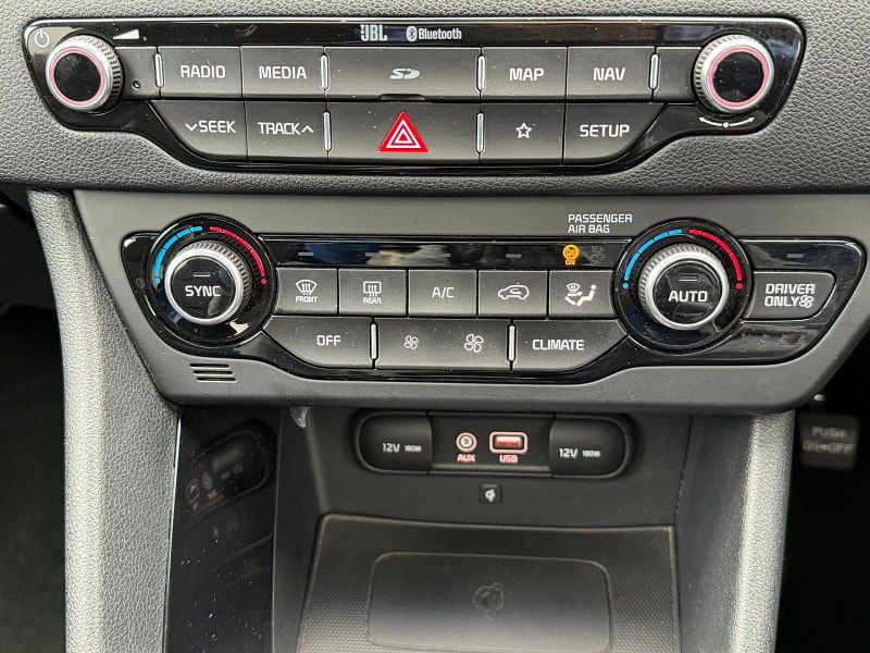 Kia Niro 1.6h GDi 4 DCT Euro 6 (s/s) 5dr ( 16in Alloy) 5dr Automatic 2025