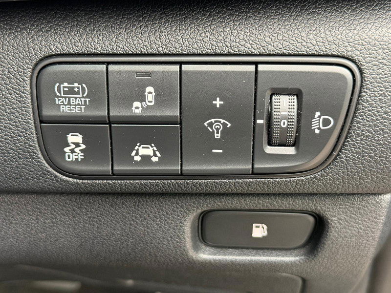 Kia Niro 1.6h GDi 4 DCT Euro 6 (s/s) 5dr ( 16in Alloy) 5dr Automatic 2025