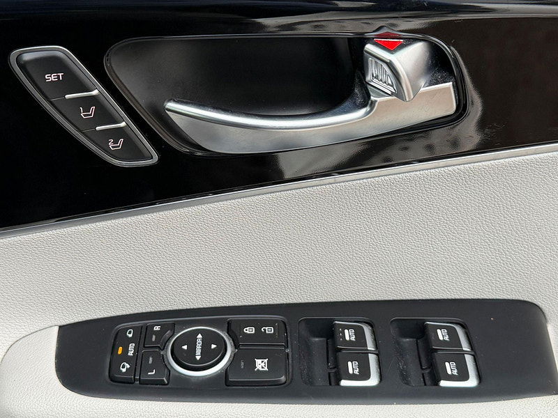 Kia Sorento 2.2 CRDi KX-4 SUV 5dr Diesel Auto AWD Euro 6 (197 bhp) 5dr Automatic 2026