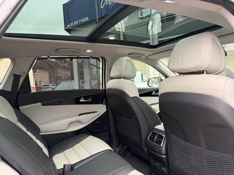 Kia Sorento 2.2 CRDi KX-4 SUV 5dr Diesel Auto AWD Euro 6 (197 bhp) 5dr Automatic 2026