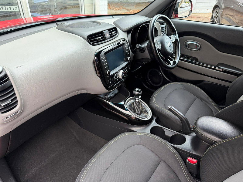 Kia Soul 1.6 CRDi Mixx Euro 5 5dr 5dr Manual 2025