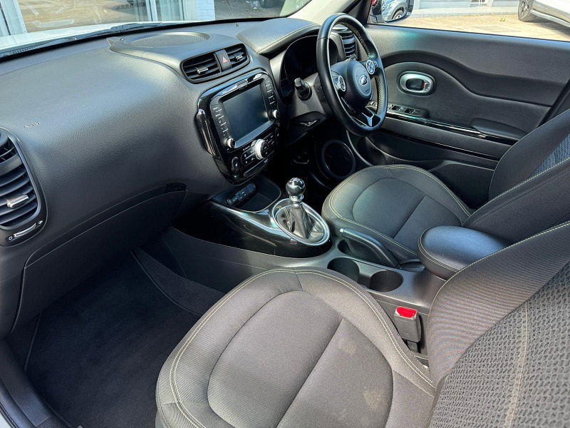 Kia Soul 1.6 CRDi Mixx Euro 6 5dr 5dr Manual 2025