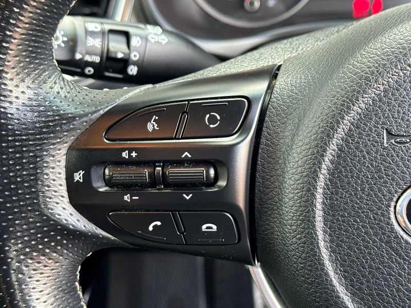 Kia Stonic 1.0 T-GDi First Edition Euro 6 (s/s) 5dr 5dr Manual 2025