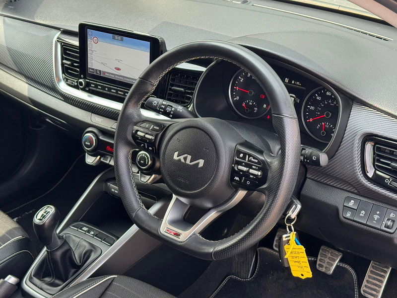 Kia Stonic 1.0 T-GDi MHEV GT-Line Euro 6 (s/s) 5dr 5dr Manual 2025