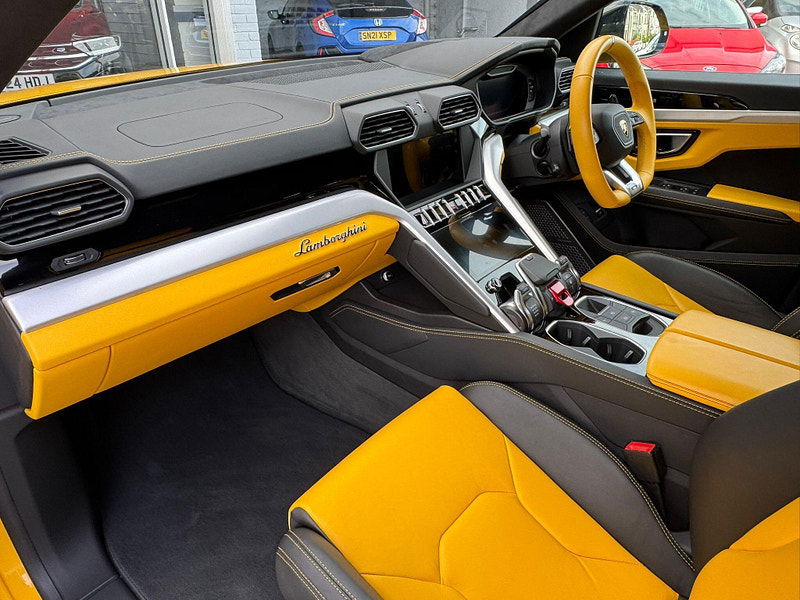 Lamborghini URUS 4.0 V8 BiTurbo SUV 5dr Petrol Auto 4WD Euro 6 (650 ps) 5dr Automatic 2025