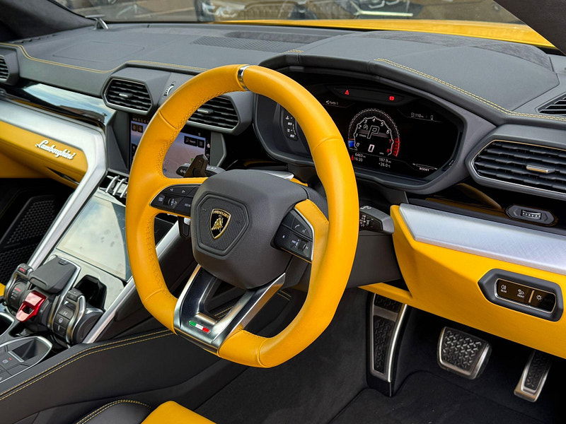 Lamborghini URUS 4.0 V8 BiTurbo SUV 5dr Petrol Auto 4WD Euro 6 (650 ps) 5dr Automatic 2025