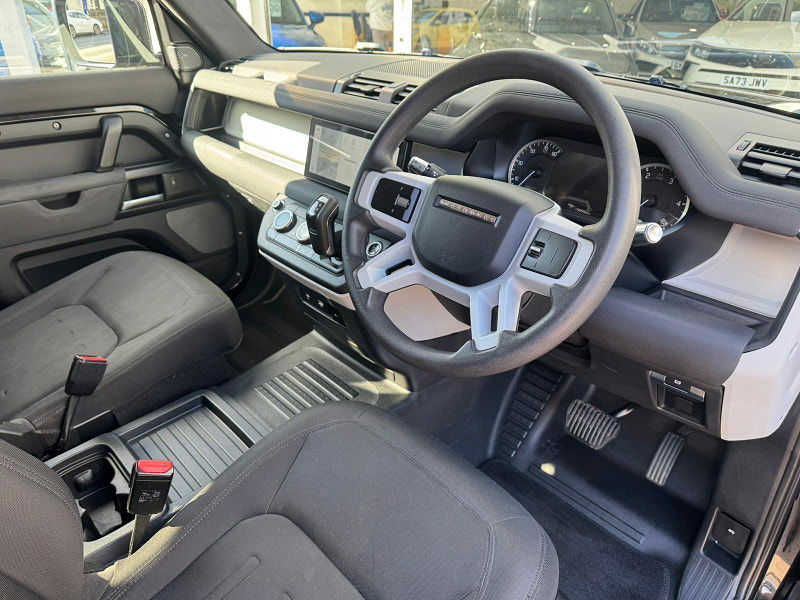 Land Rover DEFENDER 110 2.0 SD4 Auto 4WD Euro 6 (s/s) 5dr 5dr Automatic 2025
