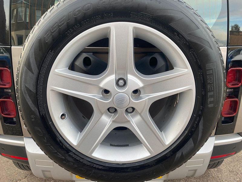 Land Rover DEFENDER 110 3.0 D250 MHEV SE Auto 4WD Euro 6 (s/s) 5dr 5dr Automatic 2025