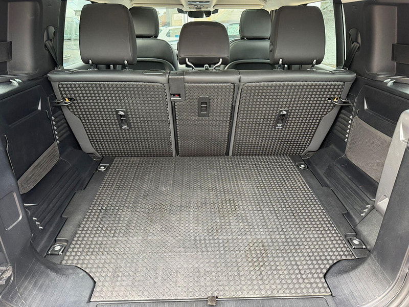 Land Rover DEFENDER 110 3.0 D250 MHEV SE Auto 4WD Euro 6 (s/s) 5dr 5dr Automatic 2026