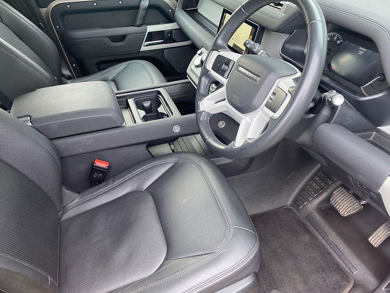 Land Rover DEFENDER 110 3.0 D250 MHEV SE Auto 4WD Euro 6 (s/s) 5dr 5dr Automatic 2025