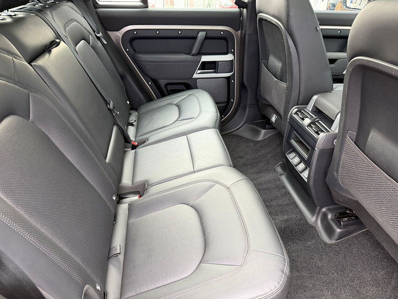 Land Rover DEFENDER 110 3.0 D250 MHEV SE Auto 4WD Euro 6 (s/s) 5dr 5dr Automatic 2026