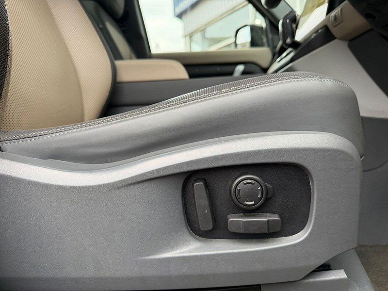 Land Rover DEFENDER 110 3.0 D250 MHEV X-Dynamic HSE SUV 5dr Diesel Auto 4WD Euro 6 (s/s) (250 ps) 5dr Automatic 2026