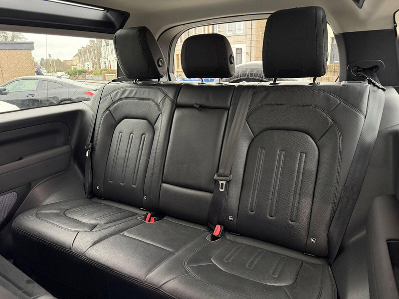 Land Rover Defender 90 3.0 D250 MHEV First Edition SUV 3dr Diesel Auto 4WD Euro 6 (s/s) (250 ps) 3dr Automatic 2026