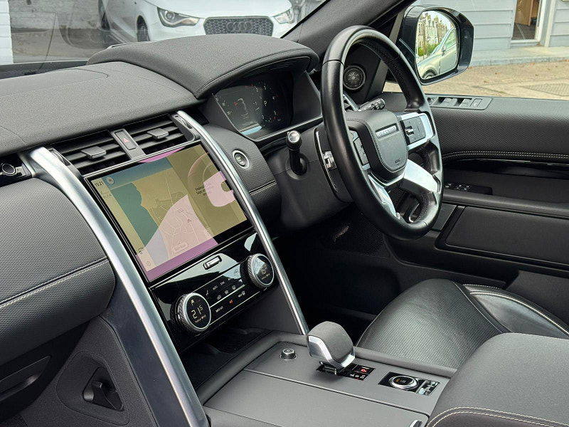 Land Rover DISCOVERY 3.0 D300 MHEV Metropolitan Edition SUV 5dr Diesel Auto 4WD Euro 6 (s/s) (300 ps) 5dr Automatic 2025