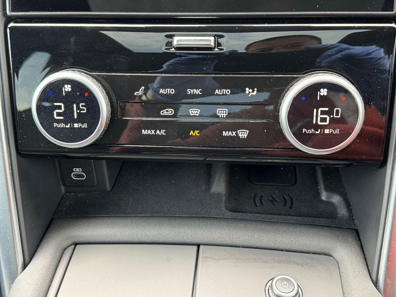 Land Rover DISCOVERY 3.0 D300 MHEV Metropolitan Edition SUV 5dr Diesel Auto 4WD Euro 6 (s/s) (300 ps) 5dr Automatic 2025