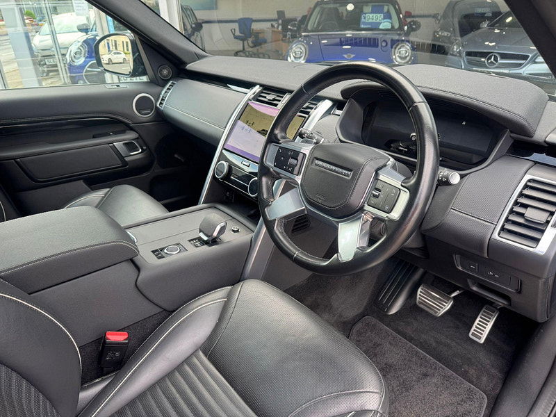 Land Rover DISCOVERY 3.0 D300 MHEV Metropolitan Edition SUV 5dr Diesel Auto 4WD Euro 6 (s/s) (300 ps) 5dr Automatic 2025