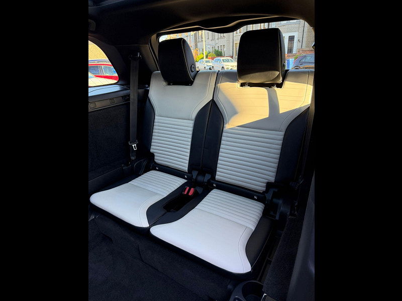 Land Rover DISCOVERY 3.0 D300 MHEV R-Dynamic HSE Auto 4WD Euro 6 (s/s) 5dr 5dr Automatic 2025