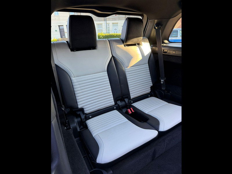 Land Rover DISCOVERY 3.0 D300 MHEV R-Dynamic HSE Auto 4WD Euro 6 (s/s) 5dr 5dr Automatic 2025