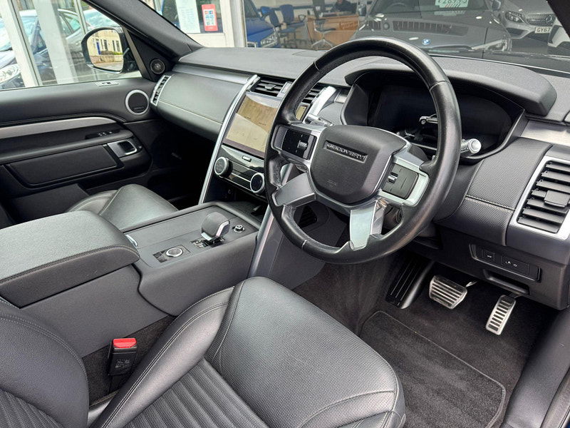 Land Rover DISCOVERY 3.0 D300 MHEV R-Dynamic SE Auto 4WD Euro 6 (s/s) 5dr 5dr Automatic 2025