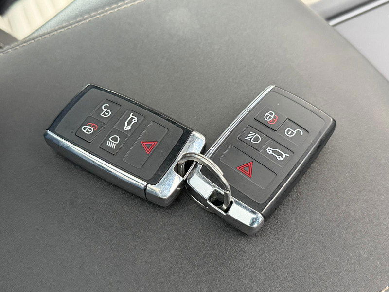 Land Rover DISCOVERY 3.0 D300 MHEV R-Dynamic SE Auto 4WD Euro 6 (s/s) 5dr 5dr Automatic 2026