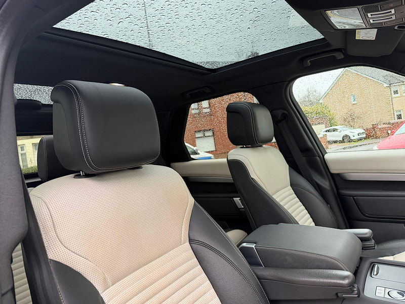 Land Rover DISCOVERY 3.0 D300 MHEV R-Dynamic SE Auto 4WD Euro 6 (s/s) 5dr 5dr Automatic 2026