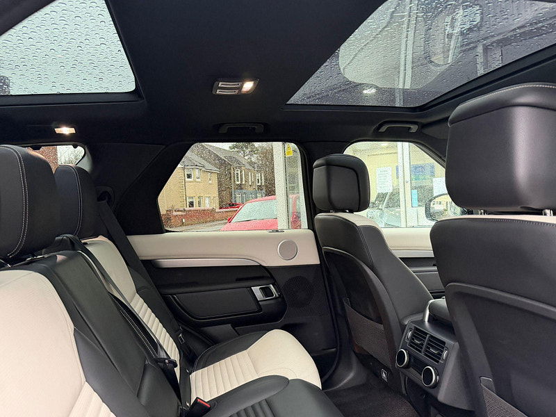 Land Rover DISCOVERY 3.0 D300 MHEV R-Dynamic SE Auto 4WD Euro 6 (s/s) 5dr 5dr Automatic 2026