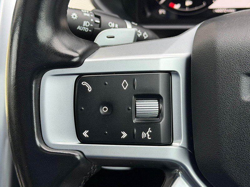 Land Rover DISCOVERY 3.0 D300 MHEV R-Dynamic SE Auto 4WD Euro 6 (s/s) 5dr 5dr Automatic 2026