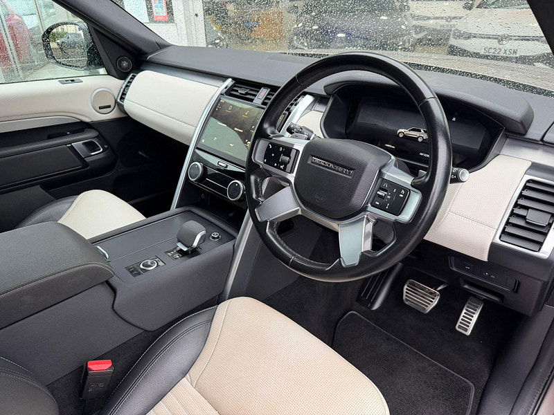 Land Rover DISCOVERY 3.0 D300 MHEV R-Dynamic SE Auto 4WD Euro 6 (s/s) 5dr 5dr Automatic 2026